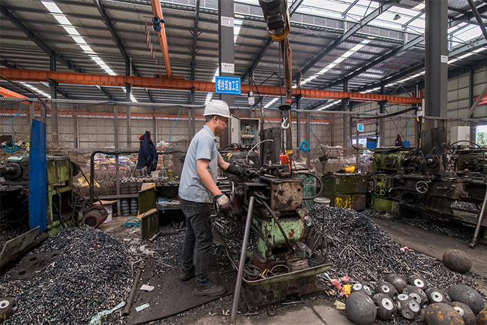 南宁网架配件-螺栓球加工车间